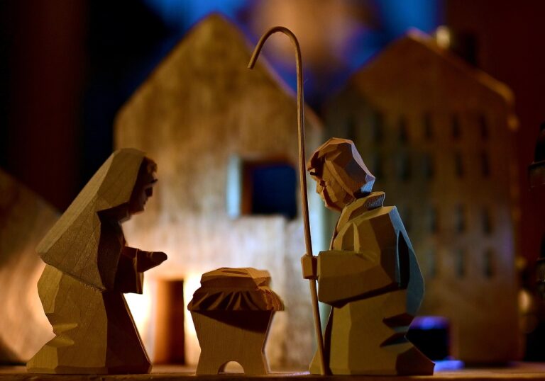 christmas, holy family, nativity scene-3882221.jpg