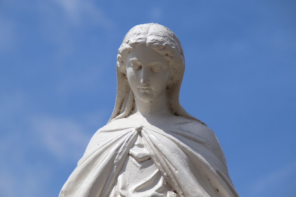 statue, sculpture, white-4336180.jpg