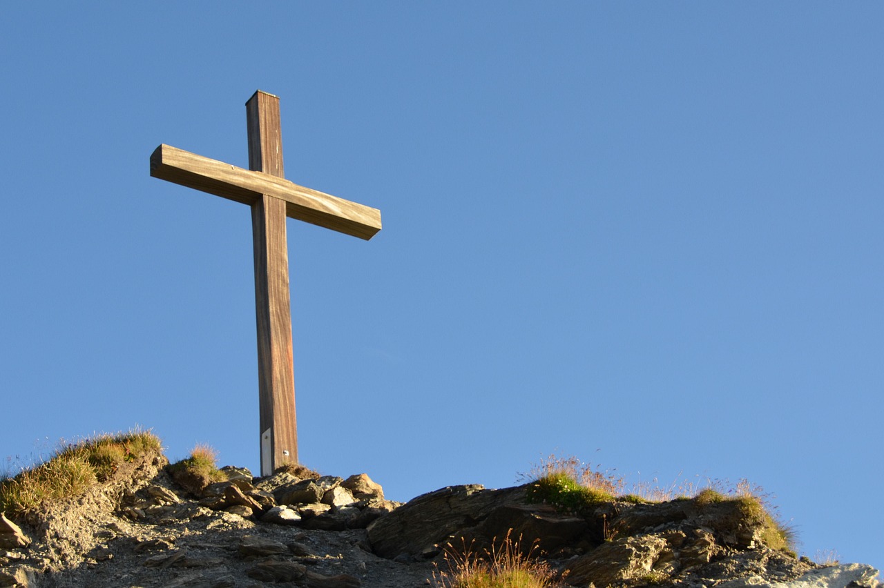 cross, mountain cross, hope-4970988.jpg